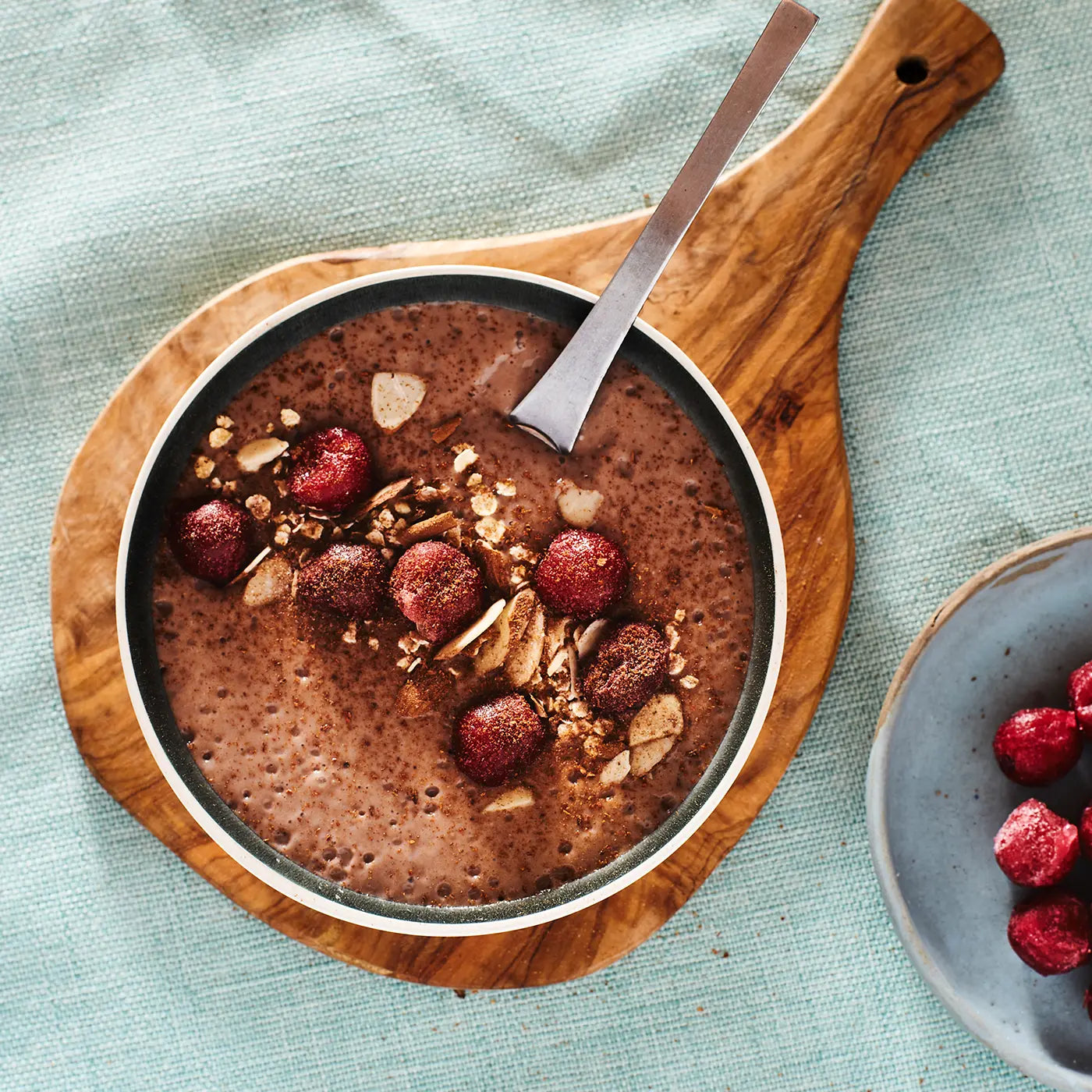 Chocolate & Cherry Smoothie Bowl - Good Protein